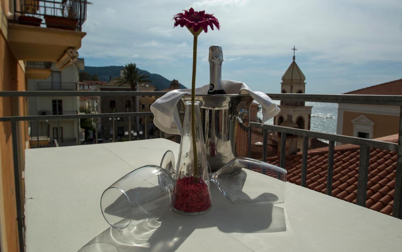 B&B La Piazzetta Santa Maria di Castellabate Esterno foto